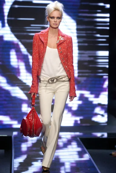 Look 21
